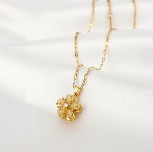 Hibiscus Necklace