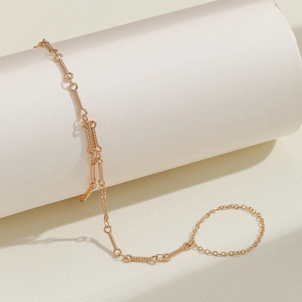 Bar Hand Chain